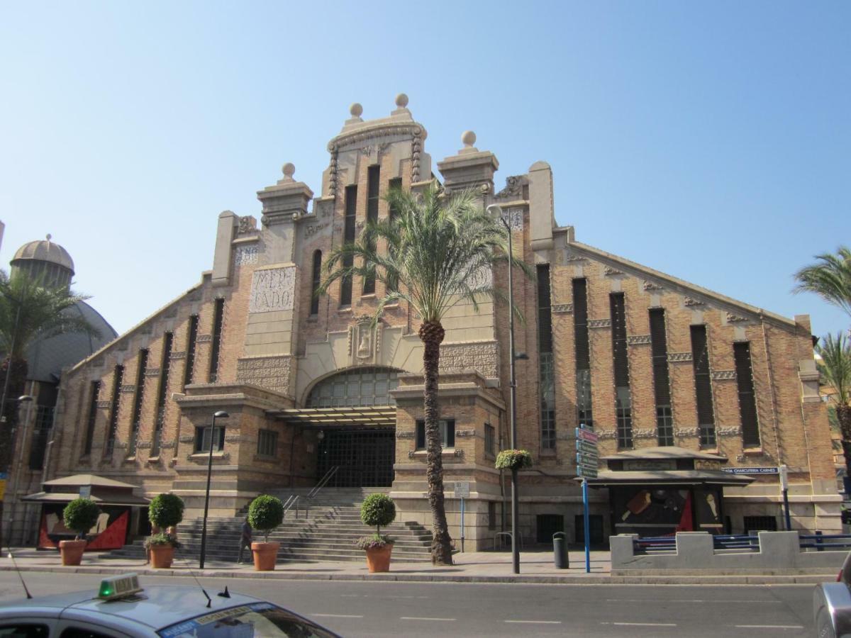 Un Lujo En El Corazon De Alicante Bagian luar foto